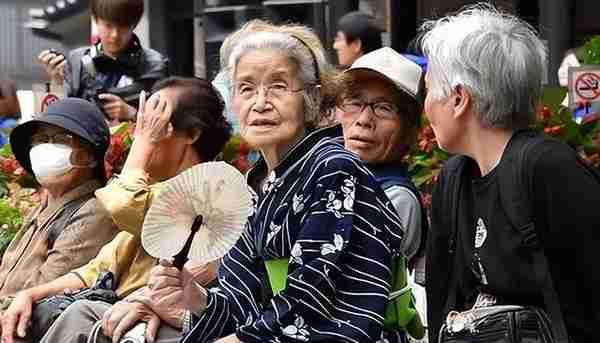 一家中国企业，准备接50万日本人到中国养老，背后有何阴谋？