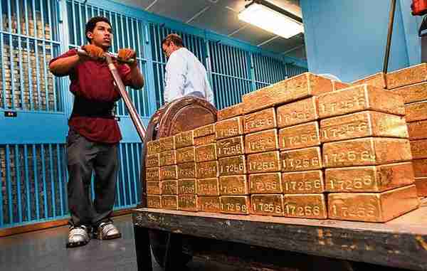外媒：全球黄金储藏约19万吨，中国实际有更多黄金？美联储不敢私吞