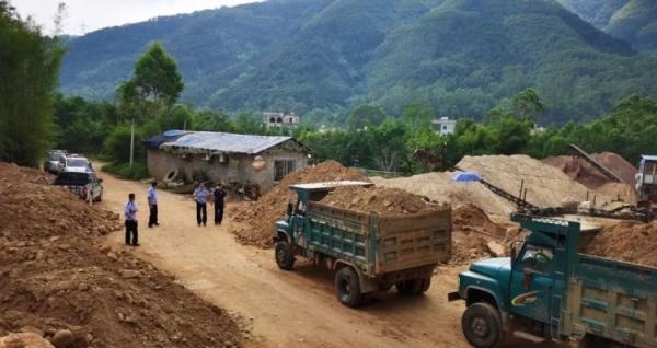抓获10人，广西桂平警方破获一起非法采矿案
