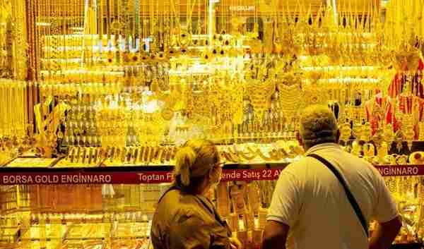 “黄金东流”：亚洲为何爆买黄金？