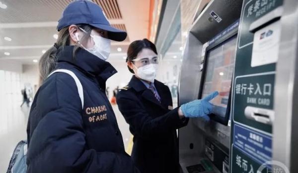 重庆火车站：需查验48小时内核酸检测阴性证明 不再查验“离渝证明”