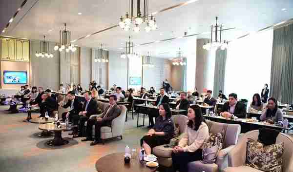 上海陆家嘴金融城出海招商团赴新加坡、泰国推介，达成多项合作意向