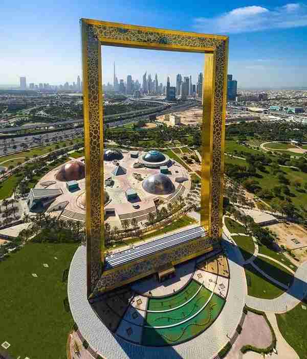 视角｜迪拜花了3个亿，造了个世界最大的相框！