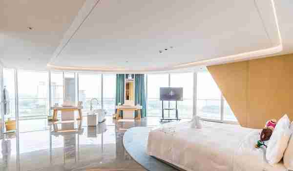 三亚私人海滩最美的酒店，客房180平海景房很多明星都住过