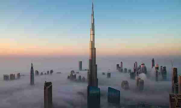 凭借 116 米塔尖超过“上海中心”，新的“世界第二高楼”诞生